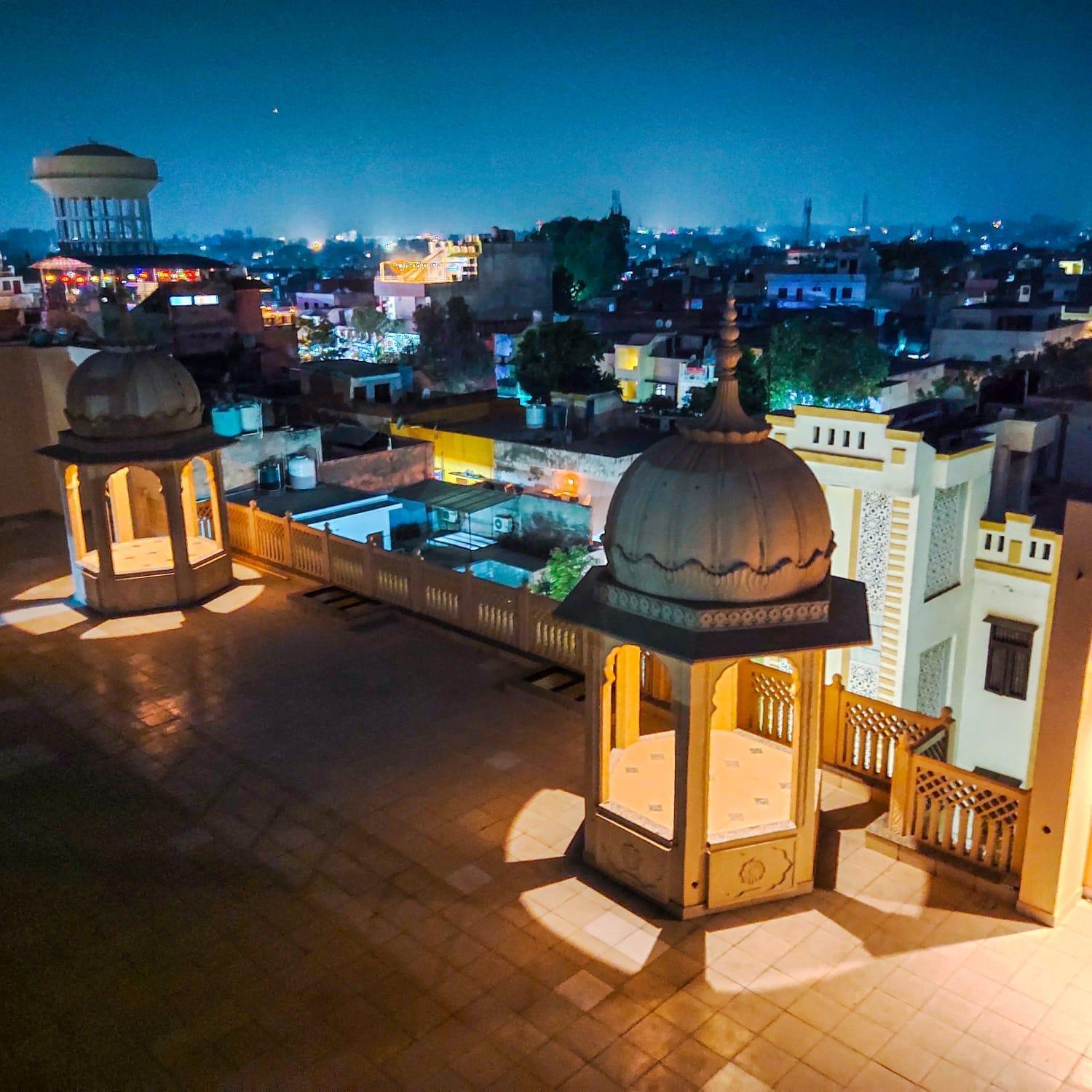 Hotel The Taj Vista Agra- Walking Distance To Taj Mahal Agra  Esterno foto