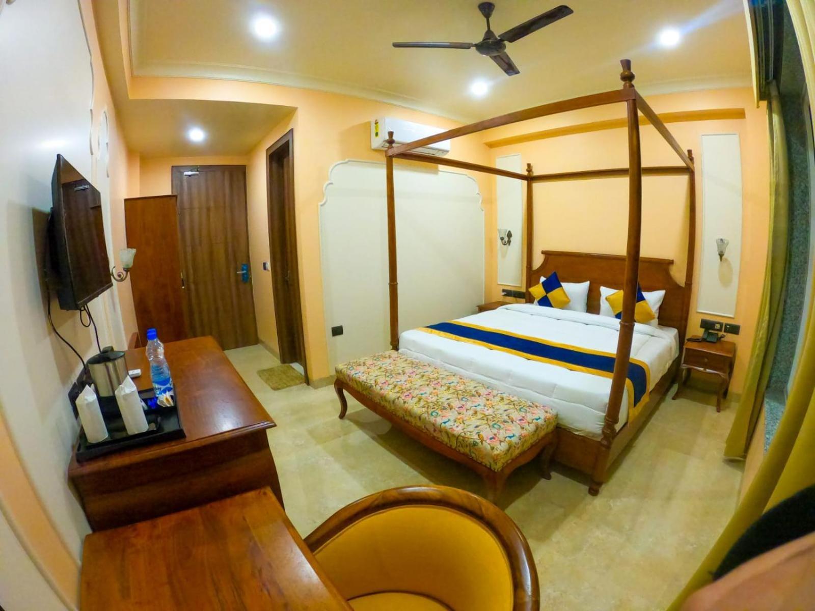Hotel The Taj Vista Agra- Walking Distance To Taj Mahal Agra  Esterno foto